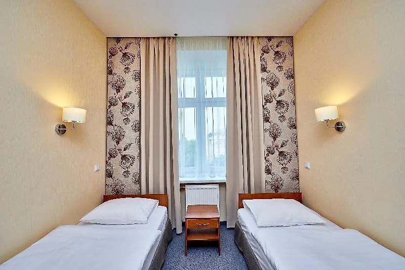 Hotel Rossiya San Petersburgo 3*,